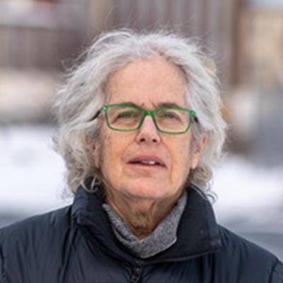 Laurie Israel headshot